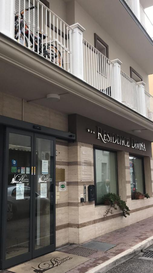 Residence Divina Rimini Ngoại thất bức ảnh