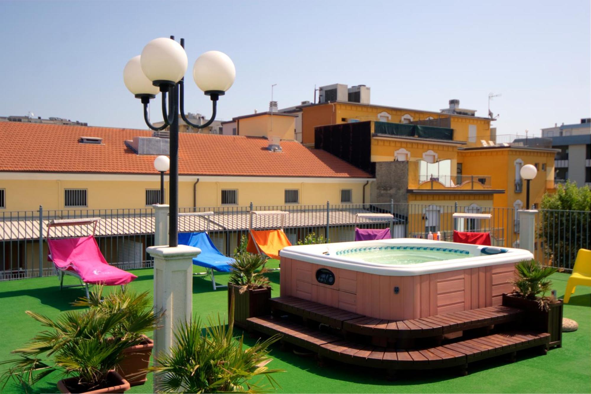 Residence Divina Rimini Ngoại thất bức ảnh
