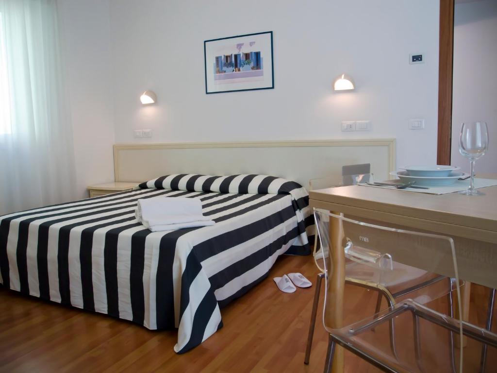 Residence Divina Rimini Phòng bức ảnh